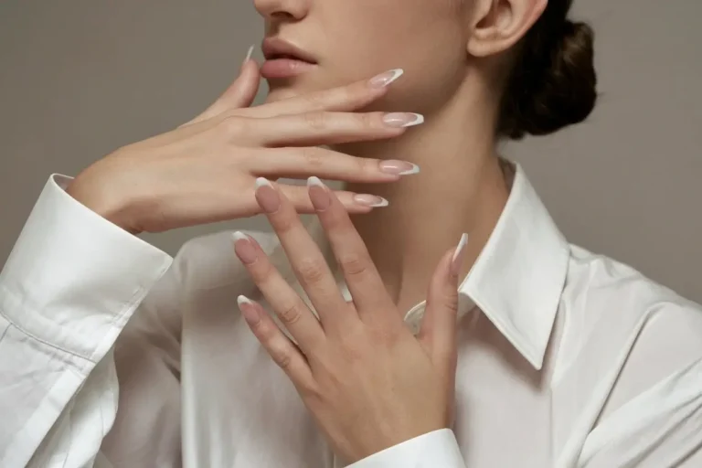 20+ French Office Nails: The Secret to Effortless Workplace Elegance 1 french office nails